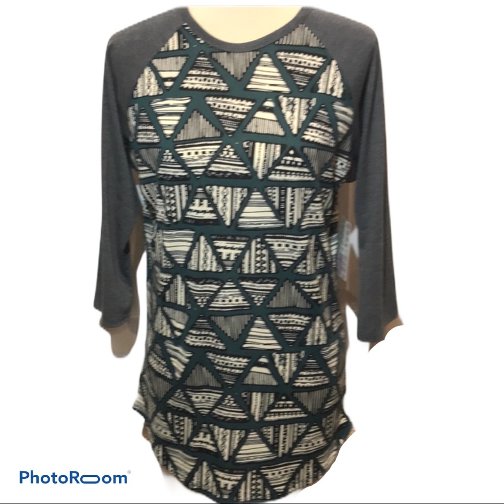 LuLaRoe Randy baseball Tee Women’s size M